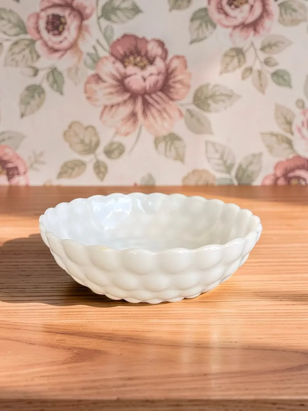 Vintage Anchor Hocking Fire King Bubble Milk Glass Bowl White Scalloped MCM